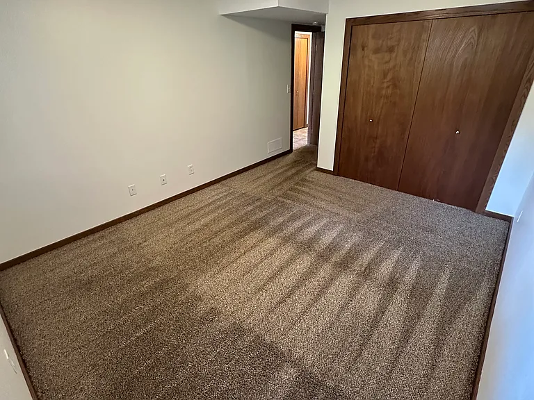 404 Whispering Ln — Photo 11