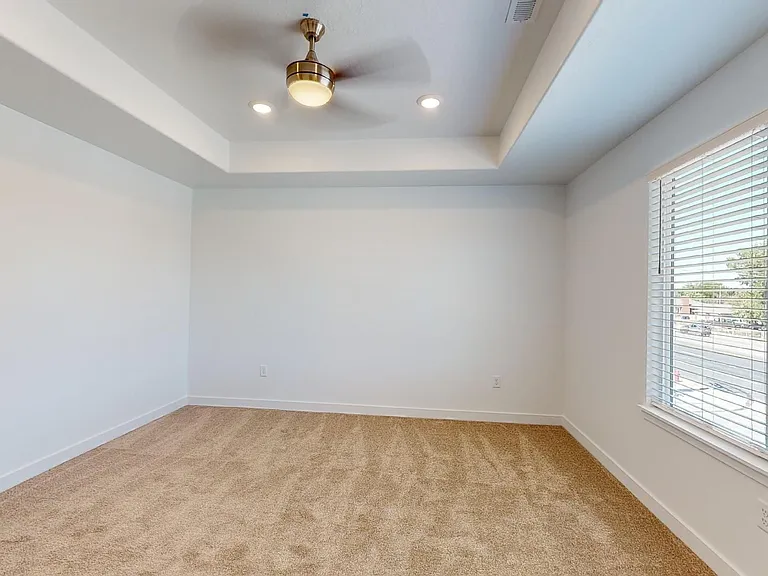3374 W Sanctuary Ct — Photo 31