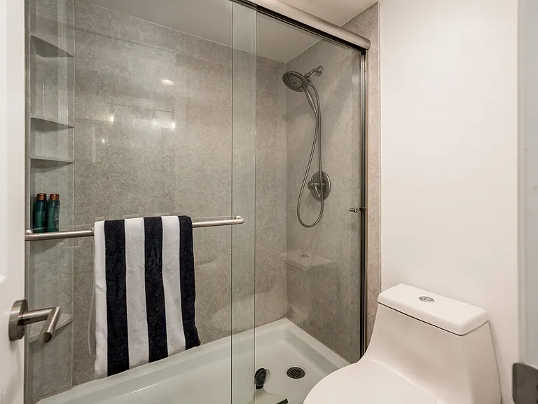 5209 N 24th St #205 — Photo 16