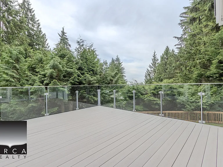 1060 Highland Dr — Photo 15