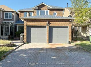 48 New Forest Sq, Toronto, ON M1V2Z8