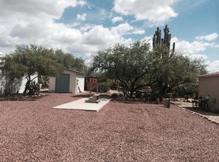 30525 S Quarry Ln, Congress, AZ 85332