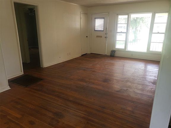 4th image of 1514 W Wheeler St