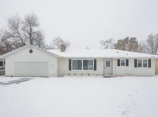 13796 W Tremblay Dr, Vicksburg, MI 49097