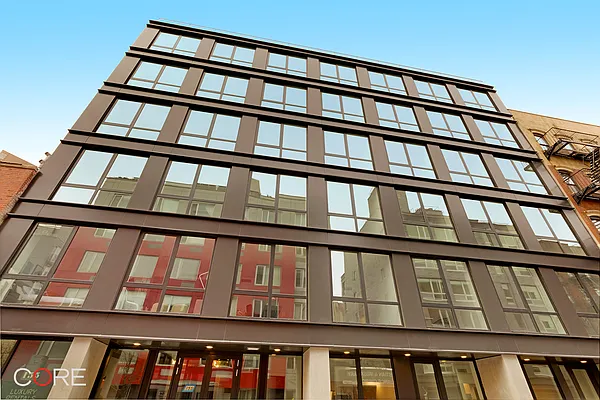 Rented by CORE | media 15