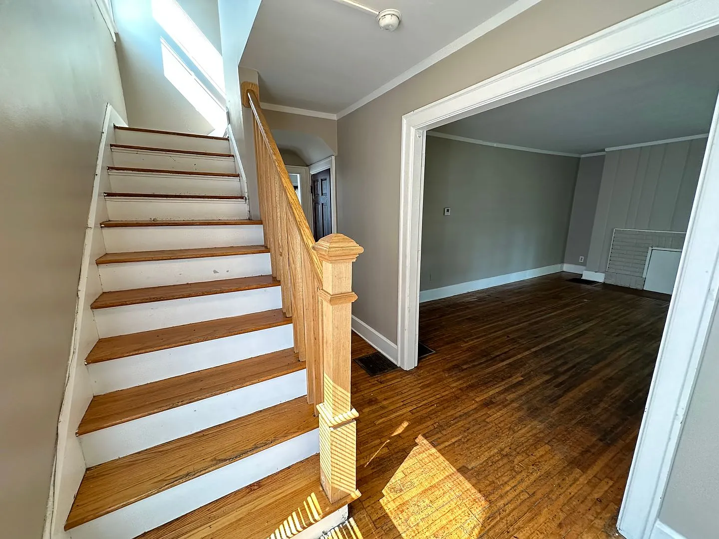 E 17th Ave 252 NPR — Photo 2