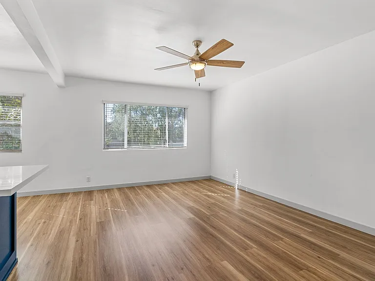 936 Cedar Avenue — Photo 21