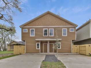 1043 Marcolin St, Houston, TX 77088