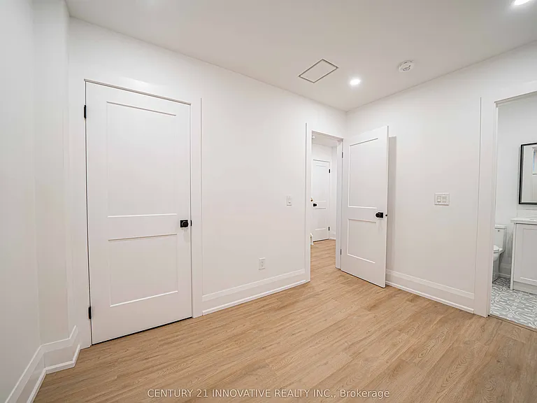 58 Carsbrooke Rd — Photo 36