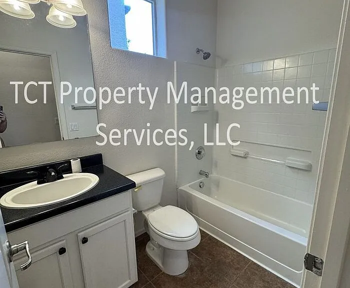 31304 N Cavalier Dr — Photo 10