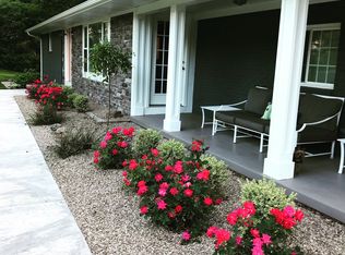 6898 Darrow Rd, Hudson, OH 44236