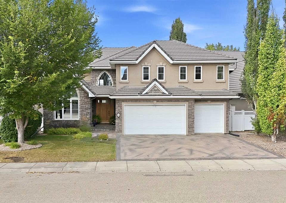 1st image of 54 SE Allard Cres