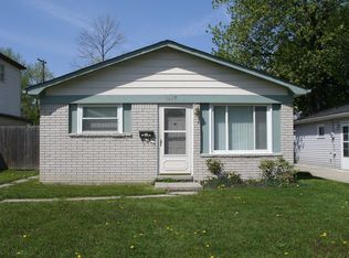 7220 Vivian St, Taylor, MI 48180