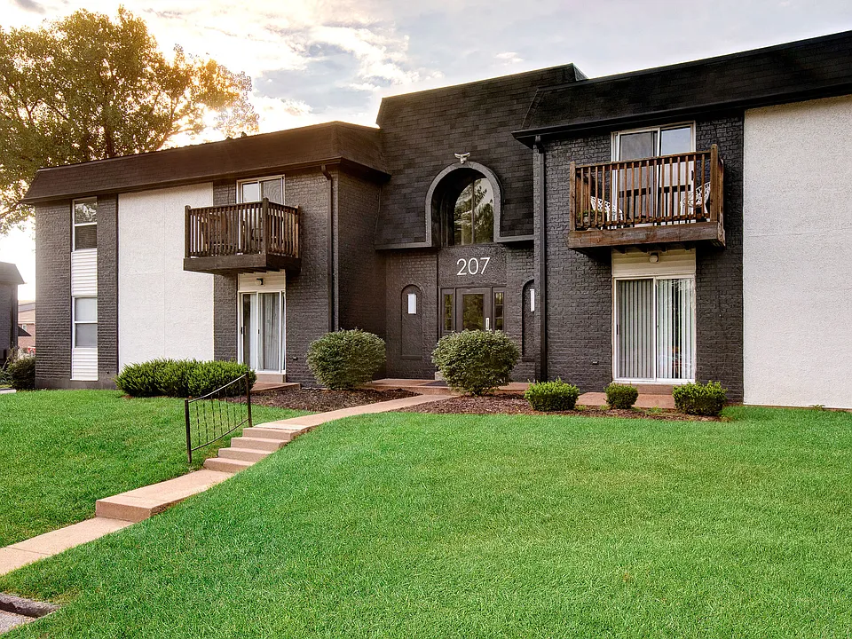 Forest Lake Apartments