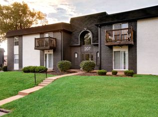 Forest Lake Apartments, Ballwin, MO 63021