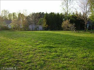 5th image of 334 Livengood Dr