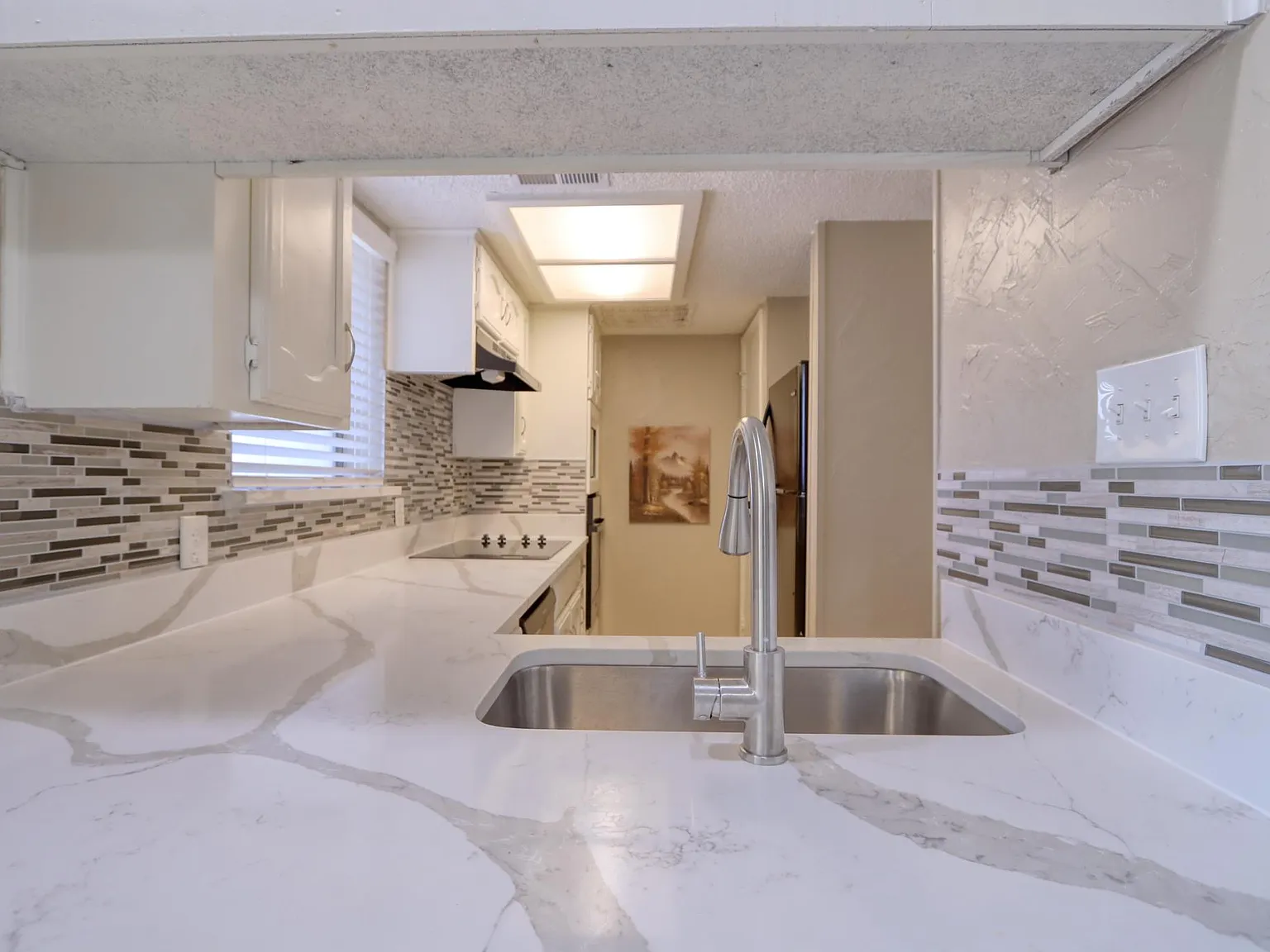 2 bed, 2.5 bath, 1222 sqft, $1,599 — Photo 1