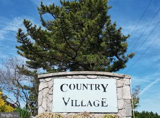 38 S Horseshoe Dr, Ocean View, DE 19970