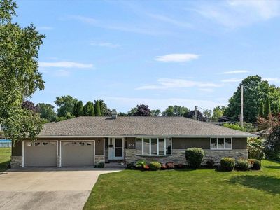 851 Illinois AVENUE, Oostburg, WI, 53070
