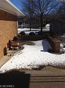 3rd image of 713 Detroit St