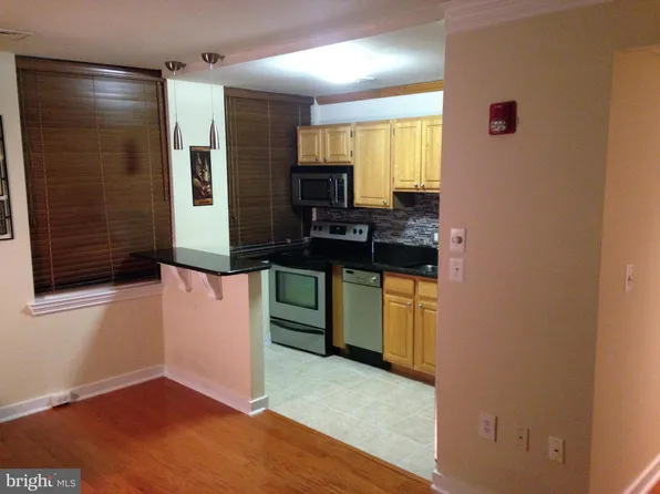 1939 Chestnut St #7B, Philadelphia, PA 19103