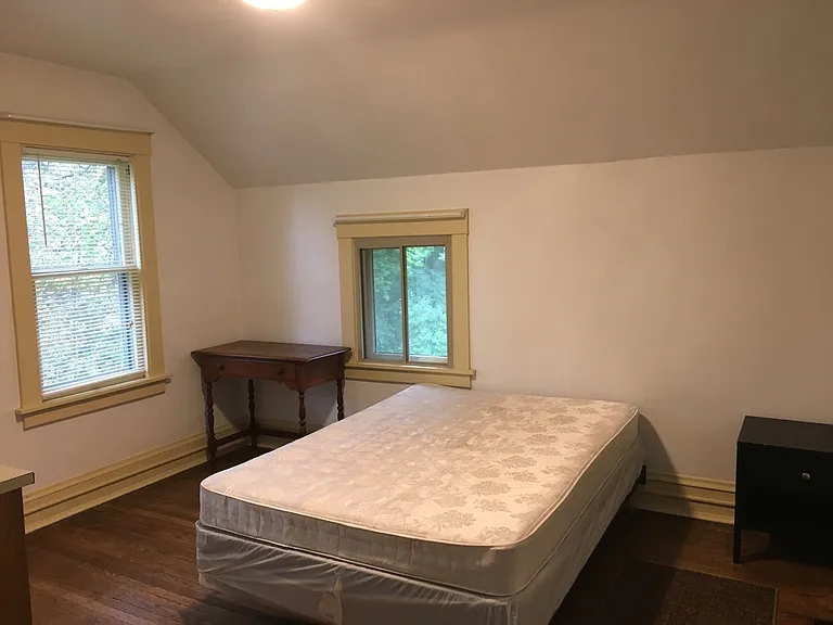 107 Elmwood Ave — Photo 9