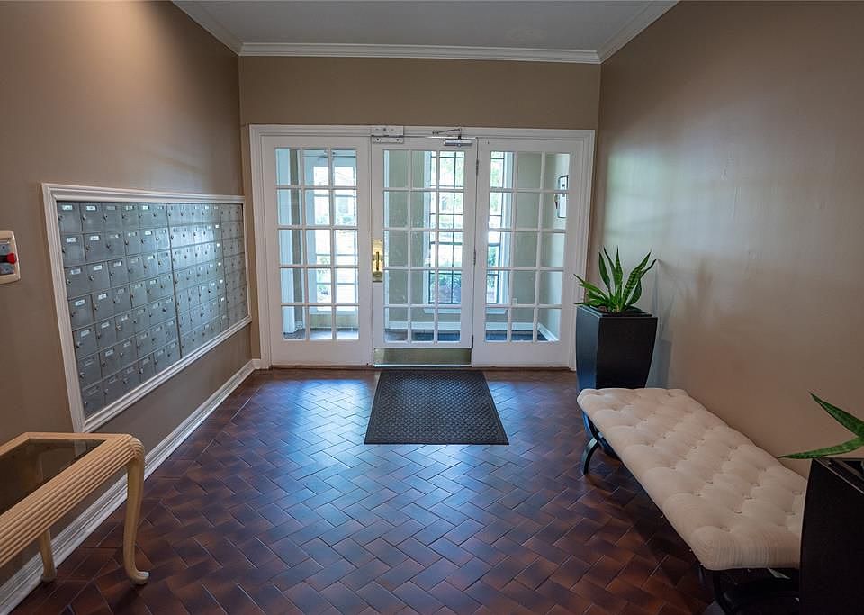 1st image of 2475 Underwood St APT 385