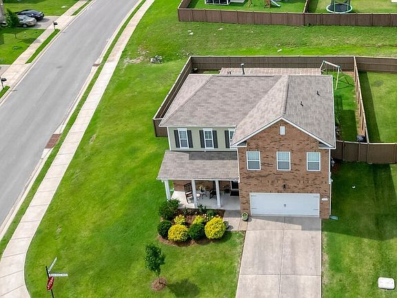 4th image of 5420 Maple Creek Dr
