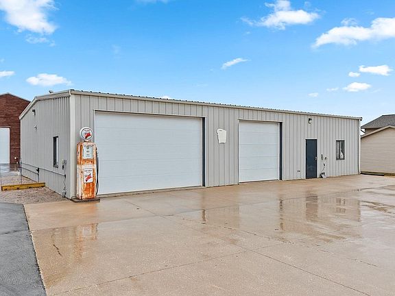 3rd image of 7624 Seidl ROAD