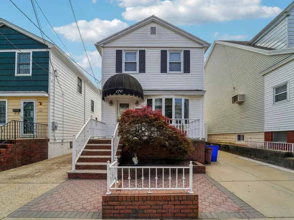 170 W 8th St, Bayonne, NJ 07002