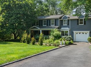 174 Meyersville Rd, Chatham, NJ 07928