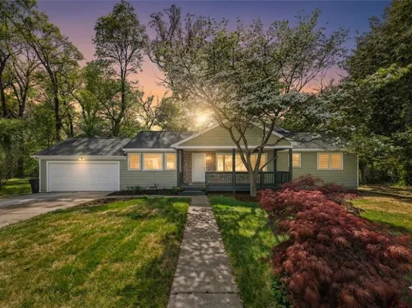 4817 S Oliver Dr, Virginia Beach, VA 23455