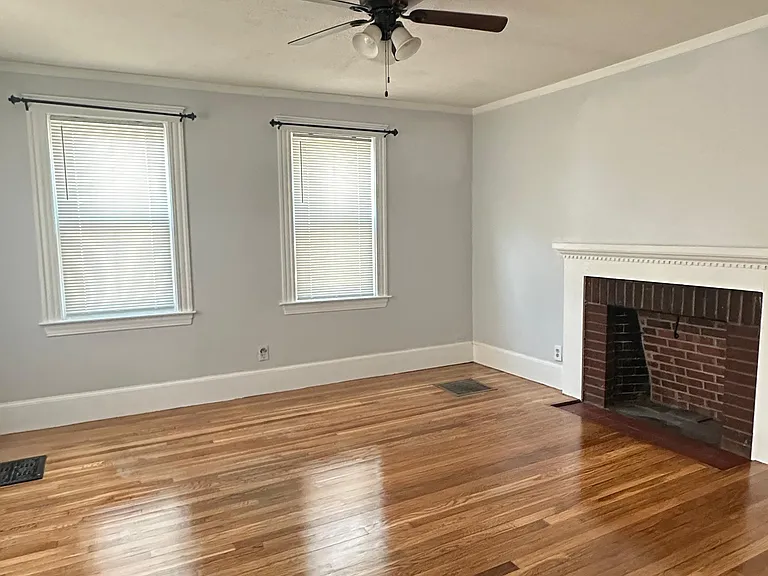 34 Grove St #Q — Photo 6