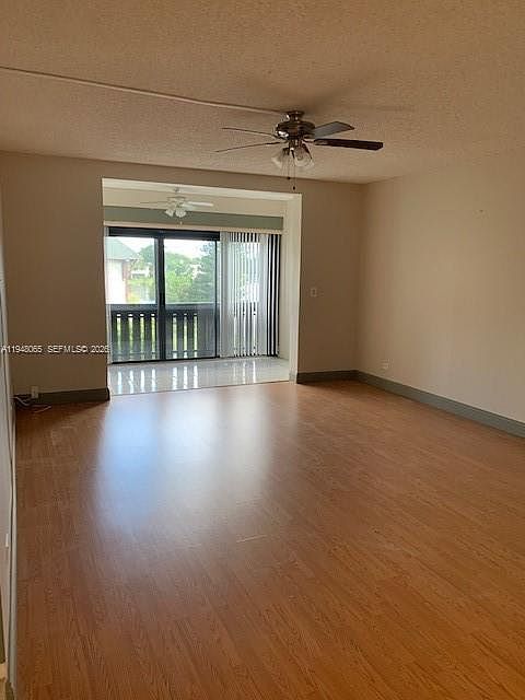1st image of 3710 Inverrary Dr APT 3K