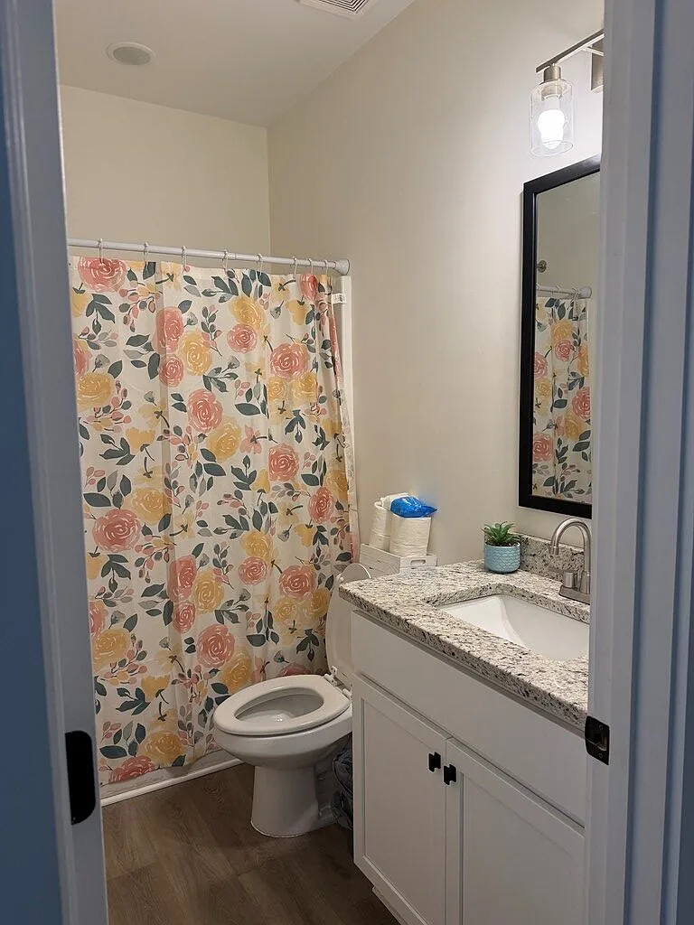 3 bed, 1283 sqft, $1,800 — Photo 4