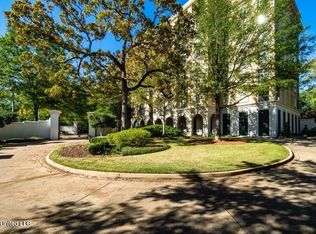 1200 Meadowbrook Rd APT 18, Jackson, MS 39206