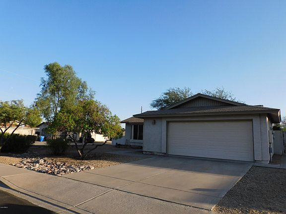 3rd image of 4837 E Olney Dr