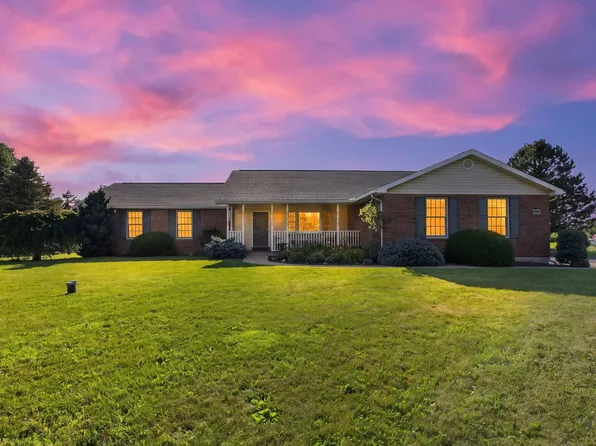 3151 Wall St, Centerburg, OH 43011