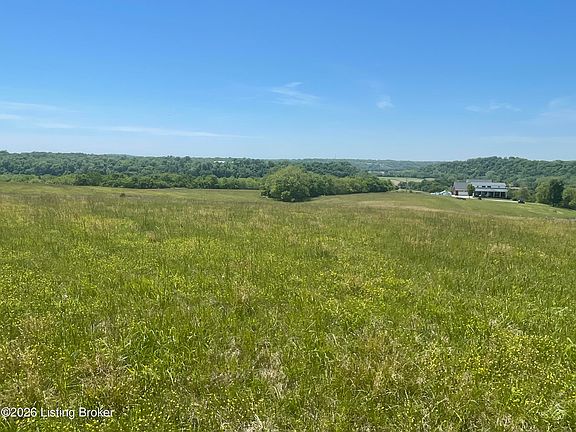 2nd image of 180 Valley Hill Rd