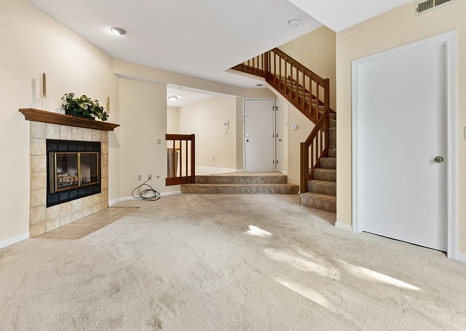 1st image of 171 Tall Oaks Dr Unit C
