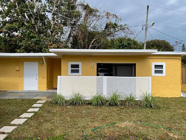2 bed, 1.0 bath, 800 sqft, $2,000 — Photo 3