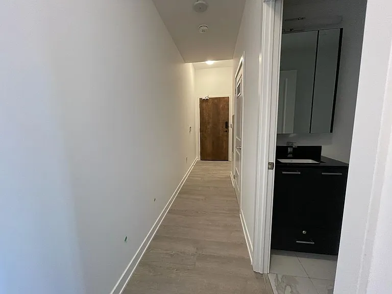 120 Eagle Rock Way #4 — Photo 11