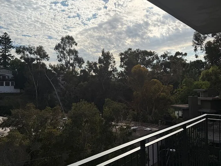 Rainford Apartments — Photo 197