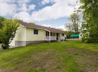 42 Boswell Trl, Foster, RI 02825
