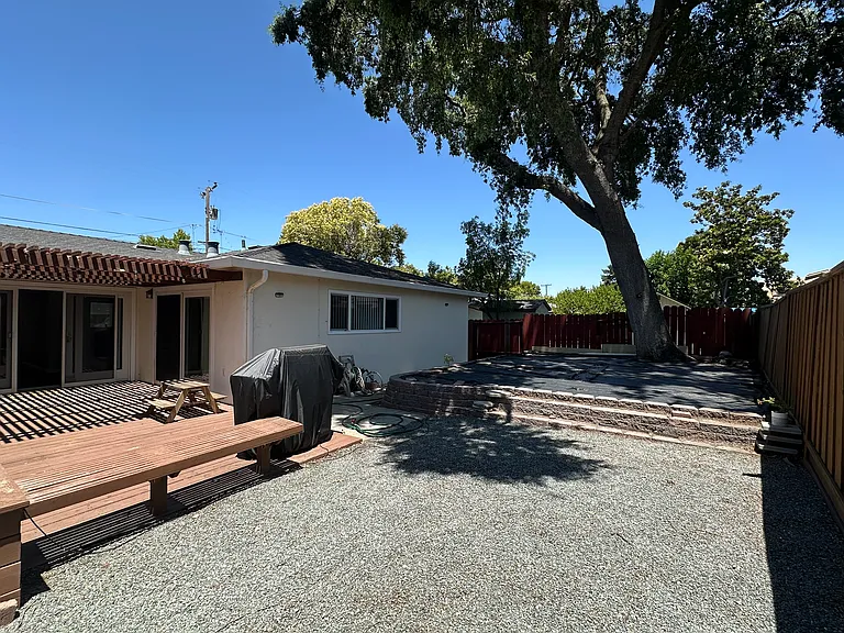 3908 Beechwood Dr — Photo 24