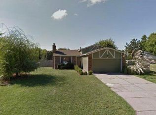 6855 E Winterberry Cir, Wichita, KS 67226