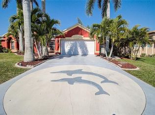2212 SW 8th Ct, Cape Coral, FL 33991