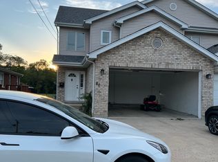 80 Westmore Meyers Rd, Lombard, IL 60148