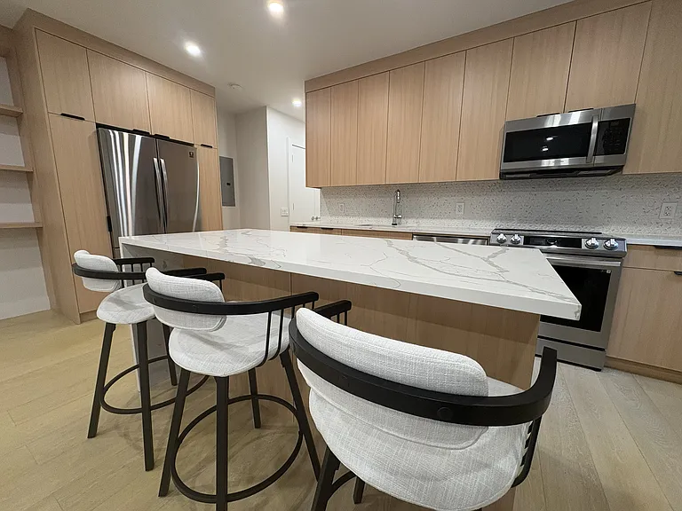 250 Water St #2 — Photo 4