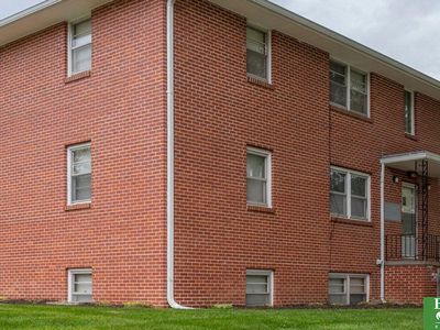 4624 Davenport St, Omaha, NE, 68132